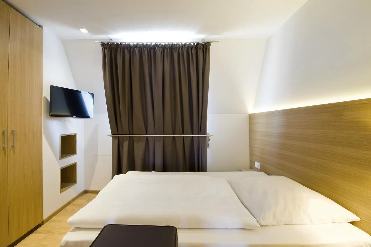 Hotel Thalmair Monaco di Baviera 3*,