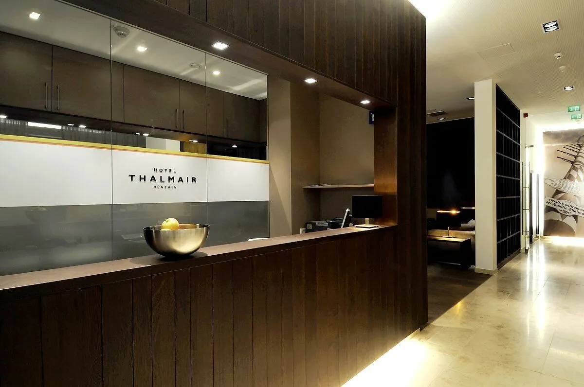 מינכן Hotel Thalmair 3*,